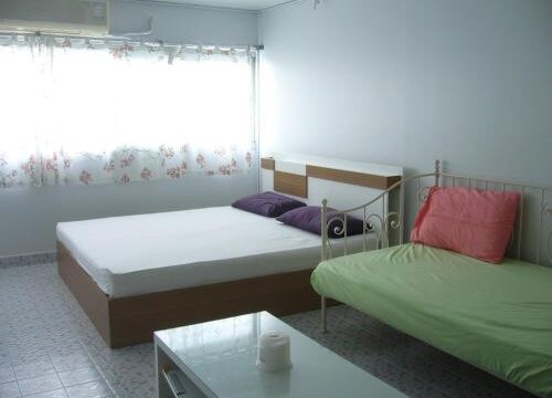 64758052.jpg